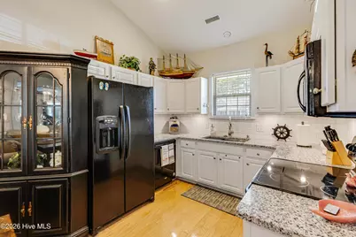 5047 Wyncie Wynd, Southport, NC 28461 - Photo 9