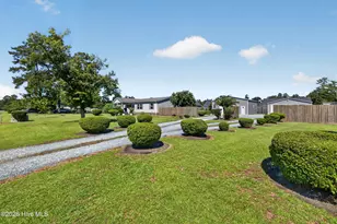114 Bellhammon Dr, Rocky Point, NC 28457 - Photo 3