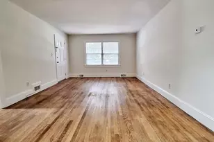1303 E 1st St, Greenville, NC 27858 - Photo 5