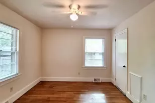 1303 E 1st St, Greenville, NC 27858 - Photo 7