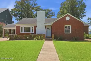 10 Bayview Dr, Jacksonville, NC 28540 - Photo 1