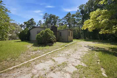 871 Village Point Road SW, Shallotte, NC 28470 - Photo 7