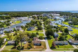 213 Mansfield Pkwy, Morehead City, NC 28557 - Photo 45