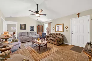 113 Crosswinds Dr, Selma, NC 27576 - Photo 5