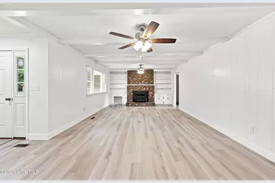 403 Hickory Drive, Elizabeth City, NC 27909 - Photo 5