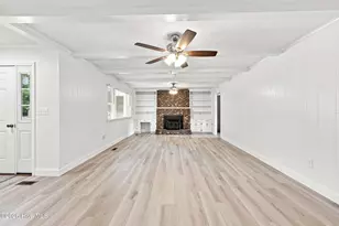 403 Hickory Dr, Elizabeth City, NC 27909 - Photo 5