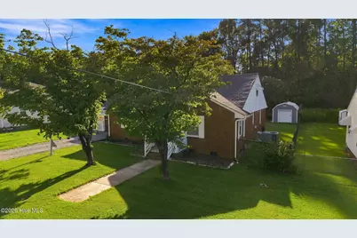 4048 Pitt Street, Ayden, NC 28513 - Photo 5