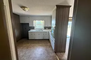 4624 Windsor Rd, Elm City, NC 27822 - Photo 5