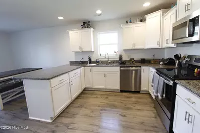 404 Montgomery Drive, Jacksonville, NC 28546 - Photo 13