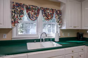 502 Raleigh Rd, Clinton, NC 28328 - Photo 9