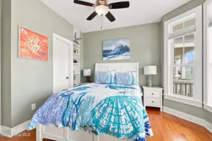 107 W Bogue Blvd, Atlantic Beach, NC 28512 - Photo 19