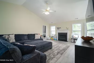 104 Fieldgate Drive, Jacksonville, NC 28546 - Photo 11