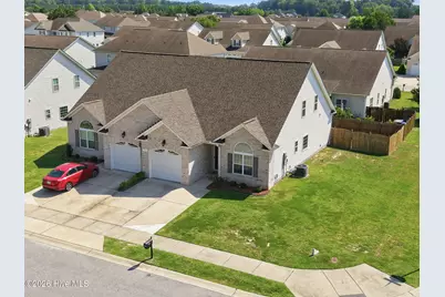 1701 Cambria Drive #B, Greenville, NC 27858 - Photo 3
