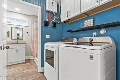 147 NE 1st Street, Oak Island, NC 28465 - Photo 21