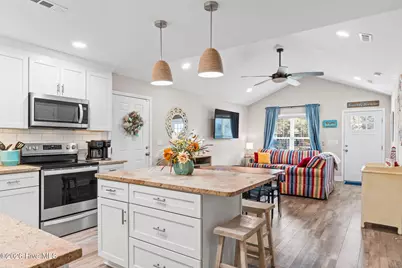 147 NE 1st Street, Oak Island, NC 28465 - Photo 7