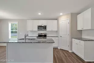 17 W Emily Gardens Dr, Selma, NC 27576 - Photo 15
