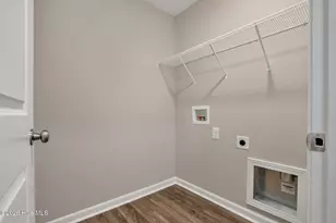17 W Emily Gardens Dr, Selma, NC 27576 - Photo 25