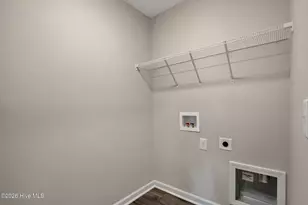 25 W Emily Gardens Dr, Selma, NC 27576 - Photo 39