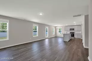 25 W Emily Gardens Dr, Selma, NC 27576 - Photo 5