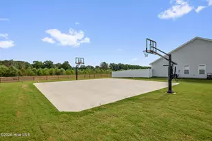73 W Emily Gardens Dr, Selma, NC 27576 - Photo 47