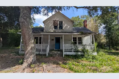 205 Pinehurst Avenue, Carthage, NC 28327 - Photo 1