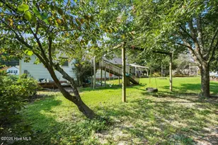 618 N Church St, Mount Olive, NC 28365 - Photo 5