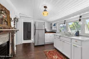 104 N 10th St, Morehead City, NC 28557 - Photo 33