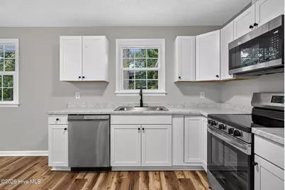 923 Sioux Drive, Jacksonville, NC 28540 - Photo 9