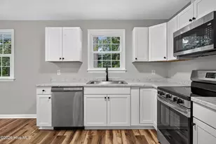 923 Sioux Dr, Jacksonville, NC 28540 - Photo 9