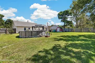 500 Nutfield Dr, Hubert, NC 28539 - Photo 27