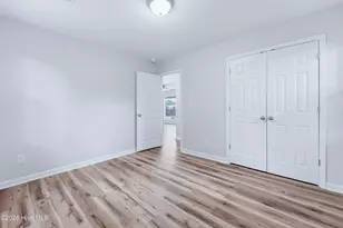 406 Foxtrace Ln, Hubert, NC 28539 - Photo 11