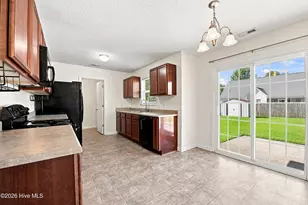 2928 Judge Manly Dr, New Bern, NC 28562 - Photo 9