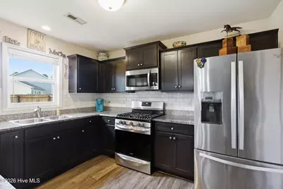 3246 Austin Avenue, New Bern, NC 28562 - Photo 3