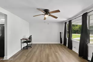 633 Haws Run Rd, Jacksonville, NC 28540 - Photo 5