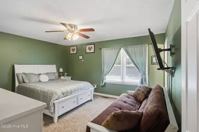 4909 Creekside Drive, New Bern, NC 28562 - Photo 5