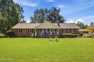 4909 Creekside Dr, New Bern, NC 28562 - Photo 1