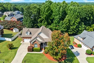 505 River Knoll Dr, Clayton, NC 27527 - Photo 3