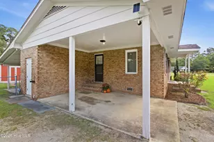 304 Halls Creek Rd, New Bern, NC 28560 - Photo 35
