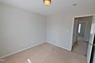 717 Radiant Dr, Jacksonville, NC 28546 - Photo 23