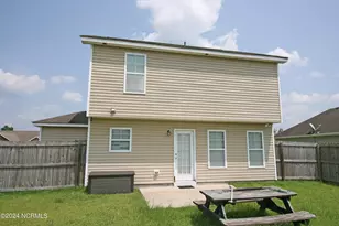 717 Radiant Dr, Jacksonville, NC 28546 - Photo 25