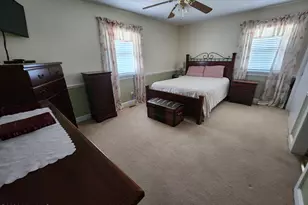 411 Main St, Newton Grove, NC 28366 - Photo 25