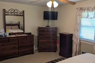 411 Main St, Newton Grove, NC 28366 - Photo 13