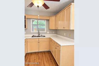 2712 Townes Drive, Greenville, NC 27858 - Photo 7