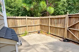 2712 Townes Dr, Greenville, NC 27858 - Photo 11