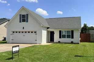 157 Crooked Run Dr, New Bern, NC 28560 - Photo 1