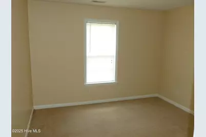 302 Carlisle Court, Jacksonville, NC 28540 - Photo 11