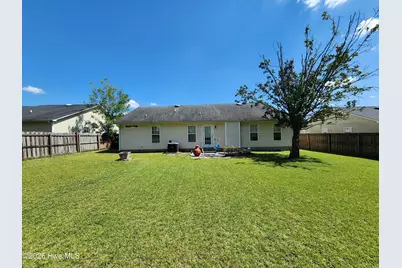 302 Carlisle Court, Jacksonville, NC 28540 - Photo 19