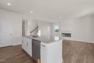 106 Marsden Circle, La Grange, NC 28551 - Photo 15