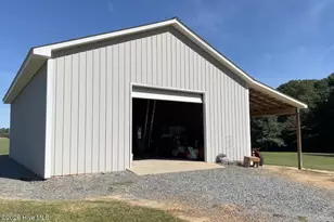 642 Enoch Rd, Clinton, NC 28328 - Photo 25