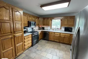 642 Enoch Rd, Clinton, NC 28328 - Photo 9